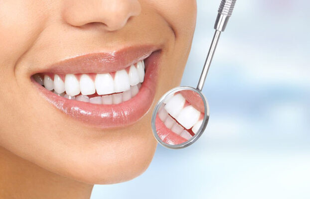 الدليل الشامل لمعرفة سعر ابتسامة هوليود في السعودية لعام 2025