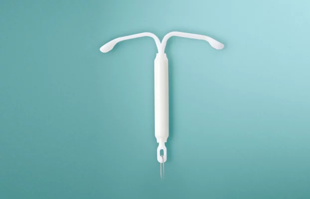 اللولب الهرموني: وسيلة فعالة لتنظيم الحمل بآلية مزدوجة