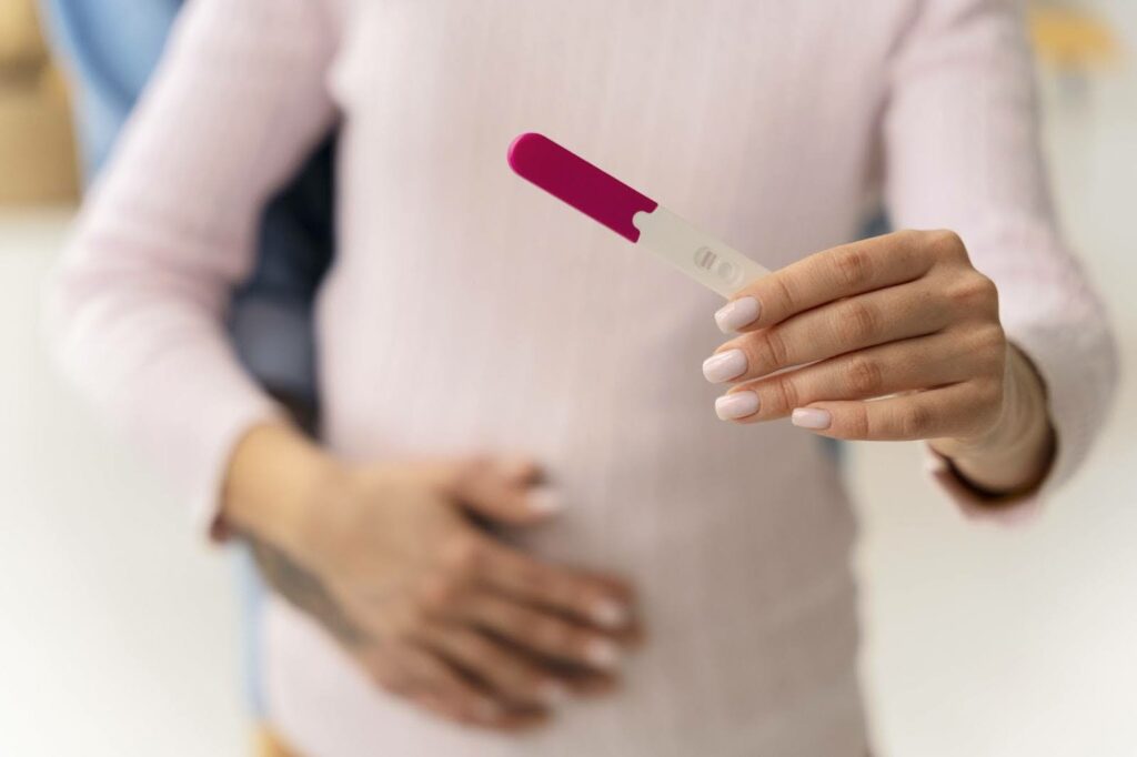 تنشيط المبايض قبل الحقن المجهري