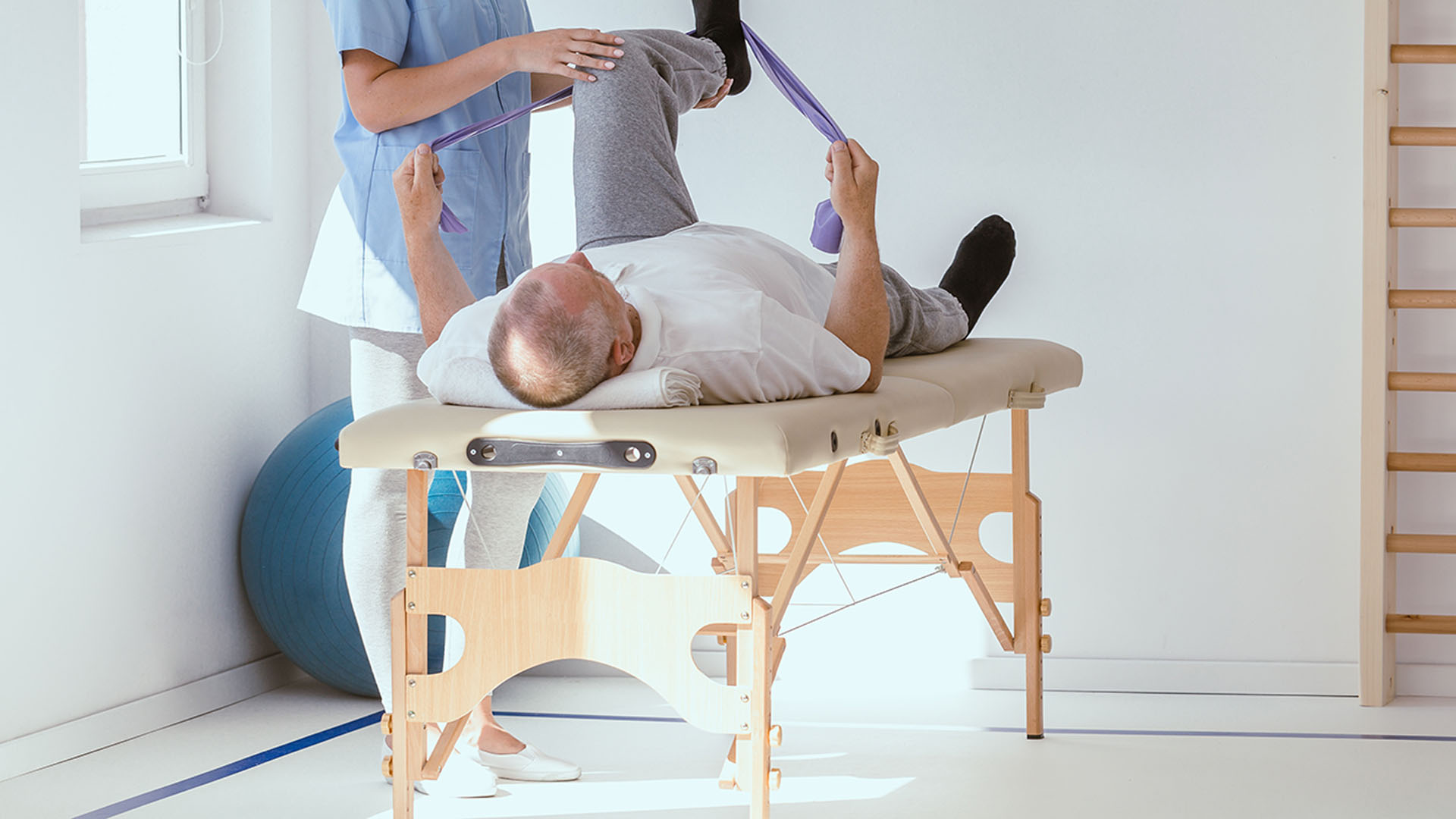 هل العلاج الطبيعي يعالج الديسك